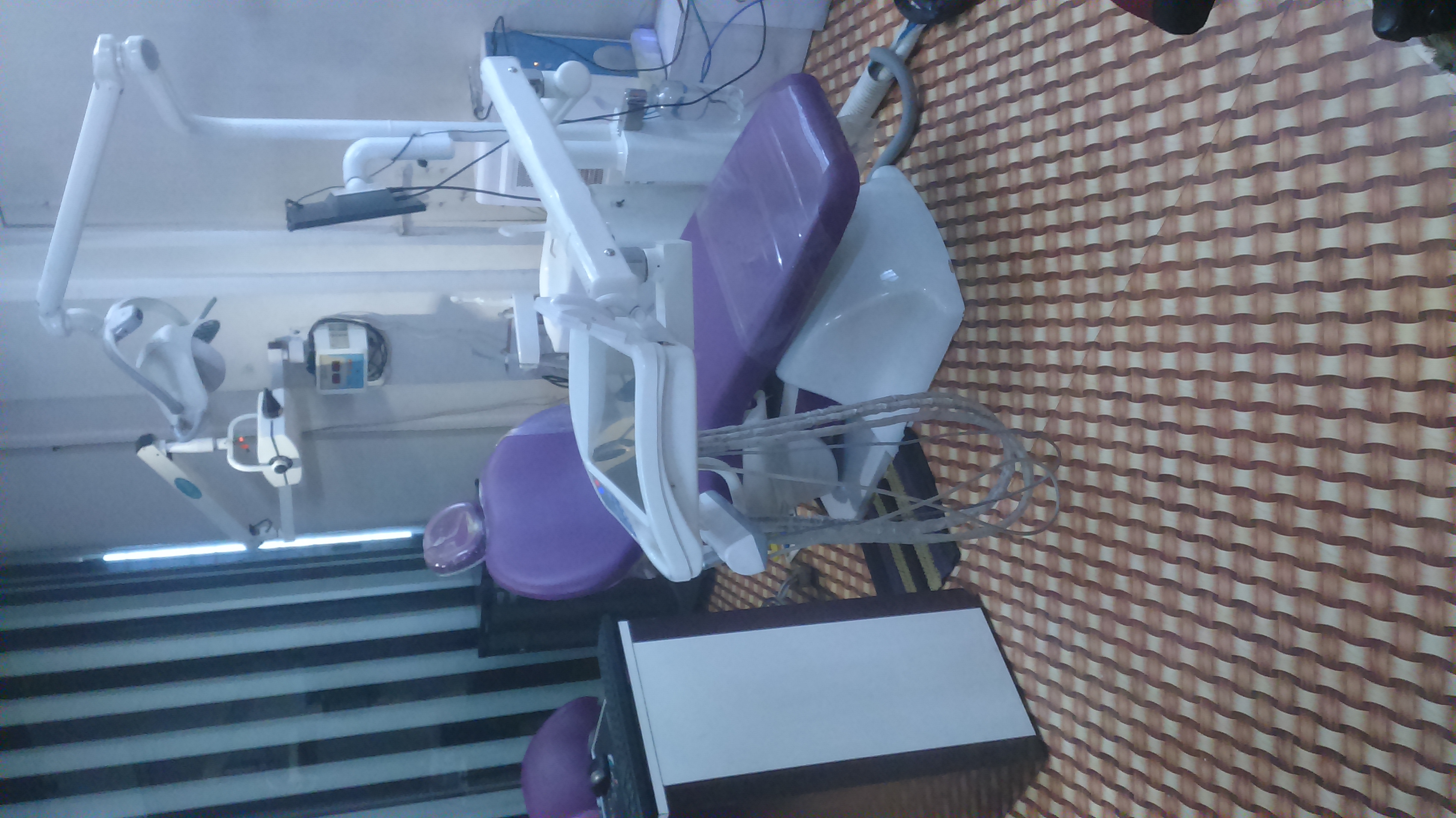 AR 32 Dental Chair 2